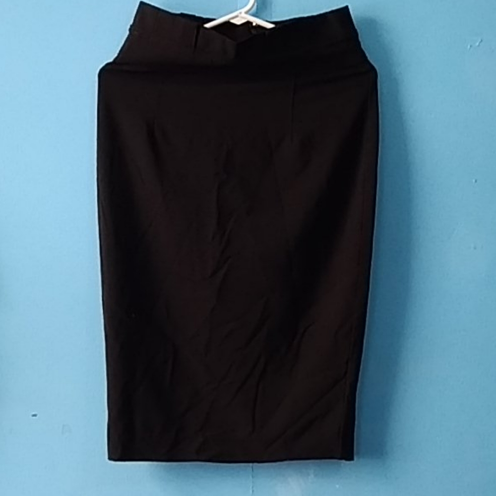 Black skirt